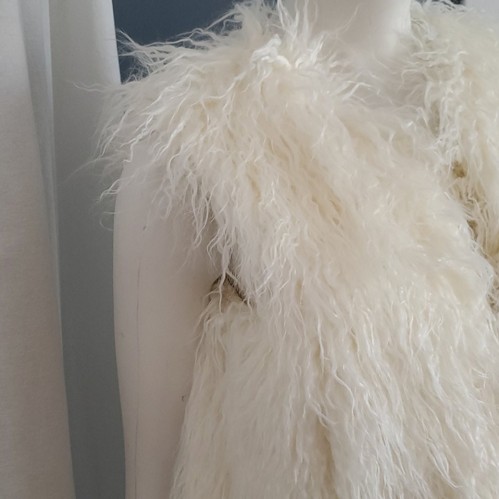 French Connection Mob Wife Faux Fur Sleeveless Coat - Picture 4 of 12